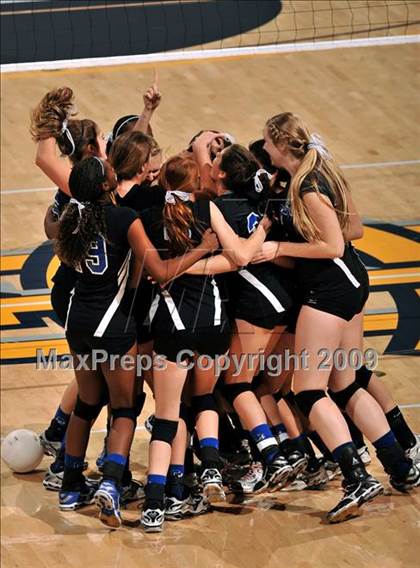 Thumbnail 2 in Christian Brothers vs. La Jolla Country Day (CIF State D4 Final) photogallery.