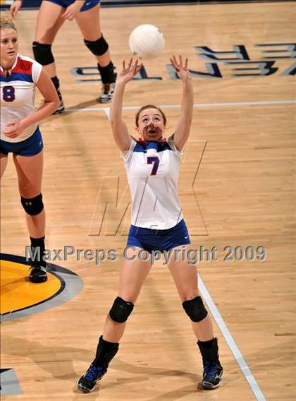 Thumbnail 1 in Christian Brothers vs. La Jolla Country Day (CIF State D4 Final) photogallery.