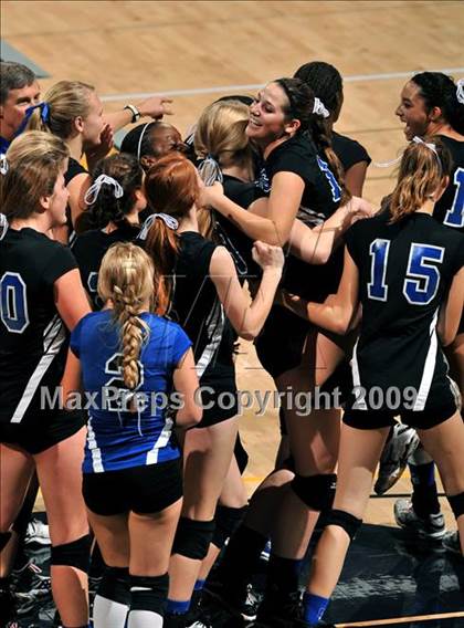 Thumbnail 1 in Christian Brothers vs. La Jolla Country Day (CIF State D4 Final) photogallery.