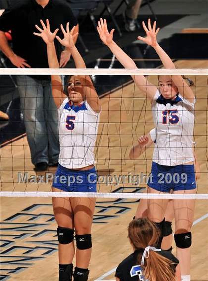 Thumbnail 3 in Christian Brothers vs. La Jolla Country Day (CIF State D4 Final) photogallery.