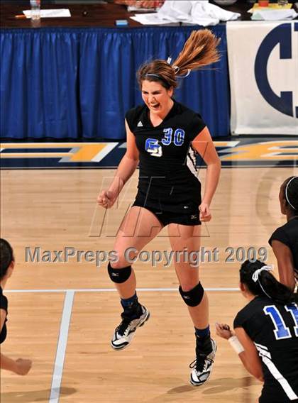Thumbnail 2 in Christian Brothers vs. La Jolla Country Day (CIF State D4 Final) photogallery.