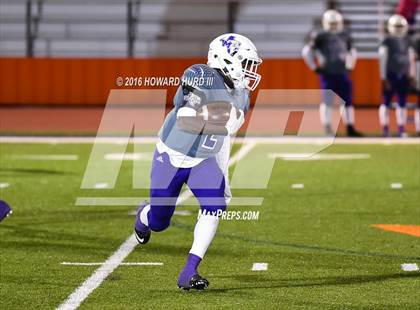 Thumbnail 1 in Mart vs. Seymour (UIL 2A Area Playoff) photogallery.