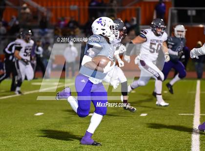 Thumbnail 2 in Mart vs. Seymour (UIL 2A Area Playoff) photogallery.