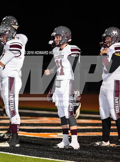 Thumbnail 1 in Mart vs. Seymour (UIL 2A Area Playoff) photogallery.