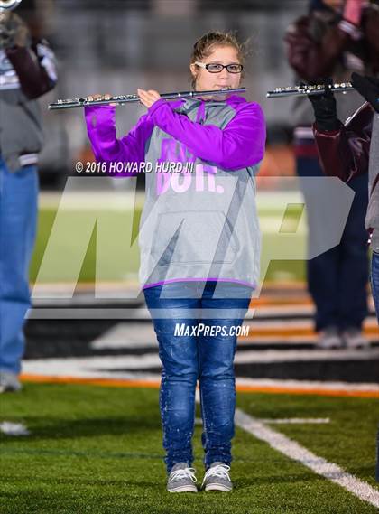 Thumbnail 1 in Mart vs. Seymour (UIL 2A Area Playoff) photogallery.
