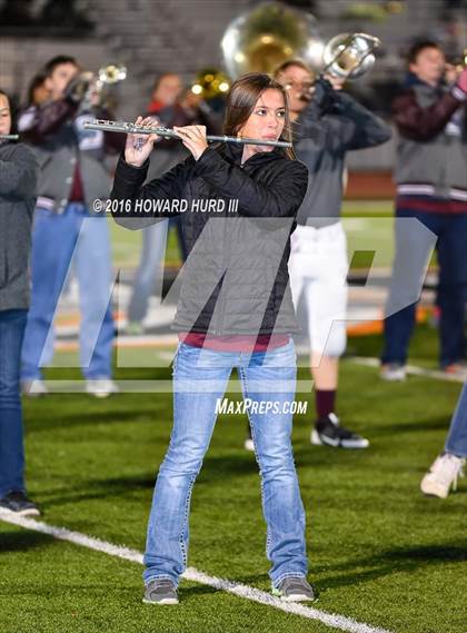 Thumbnail 2 in Mart vs. Seymour (UIL 2A Area Playoff) photogallery.