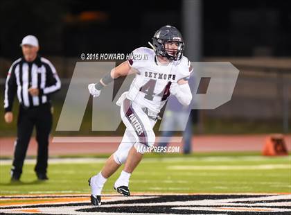 Thumbnail 2 in Mart vs. Seymour (UIL 2A Area Playoff) photogallery.