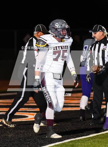 Thumbnail 3 in Mart vs. Seymour (UIL 2A Area Playoff) photogallery.