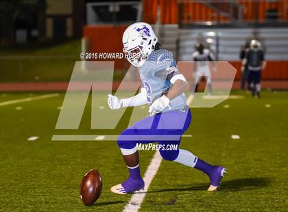 Thumbnail 1 in Mart vs. Seymour (UIL 2A Area Playoff) photogallery.