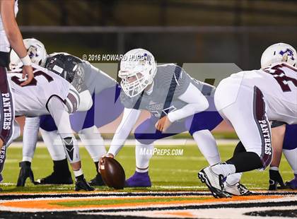 Thumbnail 2 in Mart vs. Seymour (UIL 2A Area Playoff) photogallery.