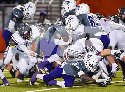 Thumbnail 2 in Mart vs. Seymour (UIL 2A Area Playoff) photogallery.