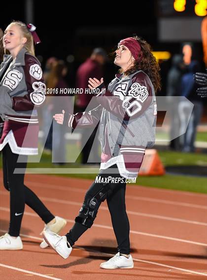 Thumbnail 3 in Mart vs. Seymour (UIL 2A Area Playoff) photogallery.