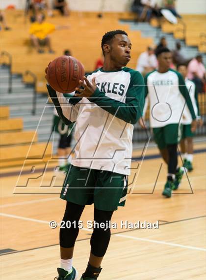 Thumbnail 1 in Sickles @ Steinbrenner photogallery.