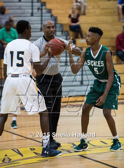 Thumbnail 3 in Sickles @ Steinbrenner photogallery.