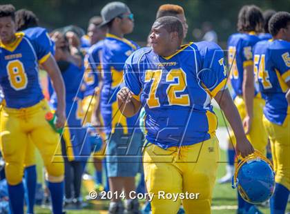 Thumbnail 1 in Maret vs Bell photogallery.