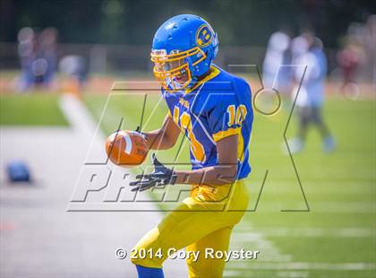 Thumbnail 1 in Maret vs Bell photogallery.