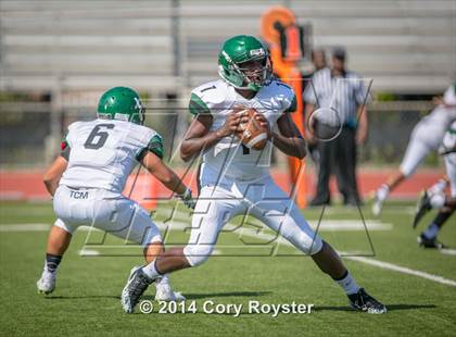 Thumbnail 1 in Maret vs Bell photogallery.