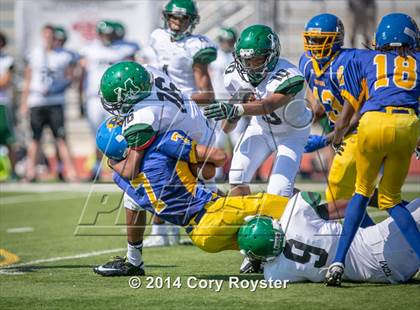 Thumbnail 1 in Maret vs Bell photogallery.