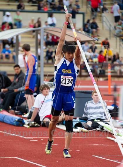 Thumbnail 2 in Stanford Invitational Long Jump and Pole Vault photogallery.