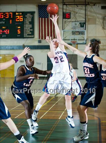 Thumbnail 3 in Yorba Linda vs. Chaminade (Santa Barbara Tournament of Champions) photogallery.