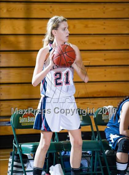 Thumbnail 3 in Yorba Linda vs. Chaminade (Santa Barbara Tournament of Champions) photogallery.