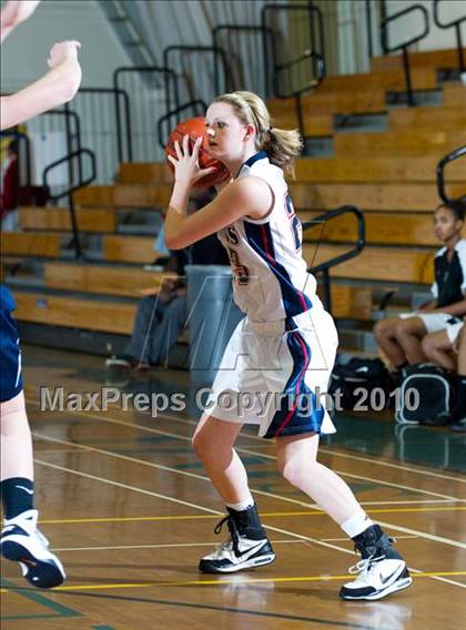 Thumbnail 3 in Yorba Linda vs. Chaminade (Santa Barbara Tournament of Champions) photogallery.