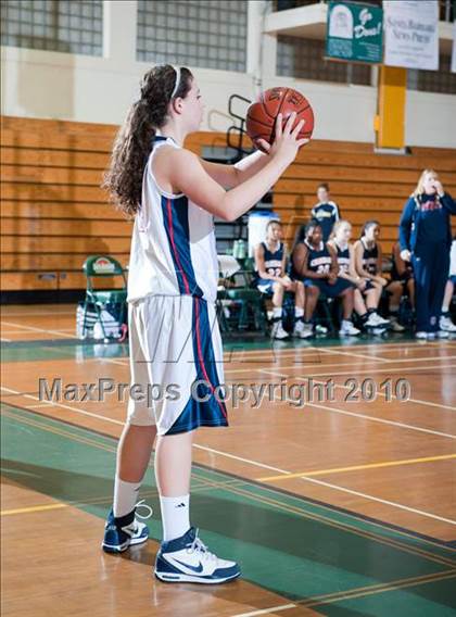 Thumbnail 2 in Yorba Linda vs. Chaminade (Santa Barbara Tournament of Champions) photogallery.