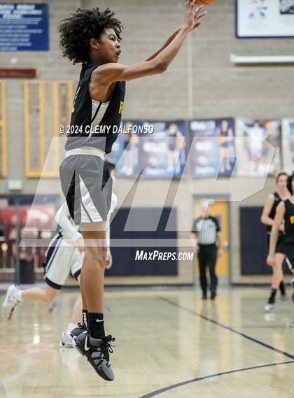 Thumbnail 1 in Green Mountain vs Dakota Ridge (Jeffco 4A/5A Mini Tournament) photogallery.