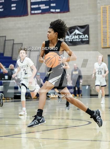 Thumbnail 2 in Green Mountain vs Dakota Ridge (Jeffco 4A/5A Mini Tournament) photogallery.