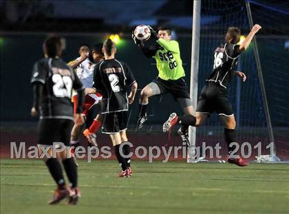 Thumbnail 3 in San Clemente vs Buchanan (CIF SoCal D1 Regional Final) photogallery.