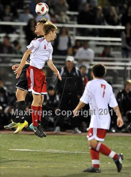 Thumbnail 2 in San Clemente vs Buchanan (CIF SoCal D1 Regional Final) photogallery.
