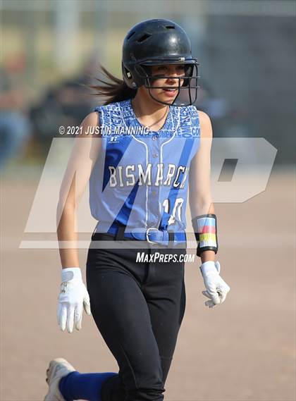 Thumbnail 1 in Glen Rose @ Bismarck photogallery.