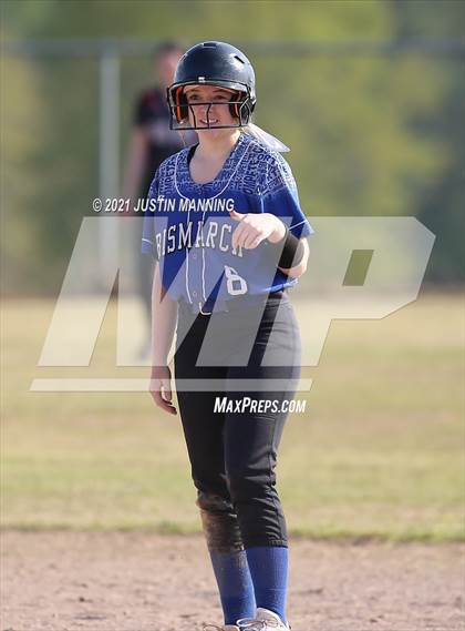 Thumbnail 1 in Glen Rose @ Bismarck photogallery.