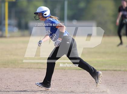 Thumbnail 3 in Glen Rose @ Bismarck photogallery.