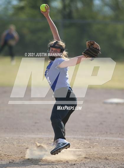 Thumbnail 2 in Glen Rose @ Bismarck photogallery.