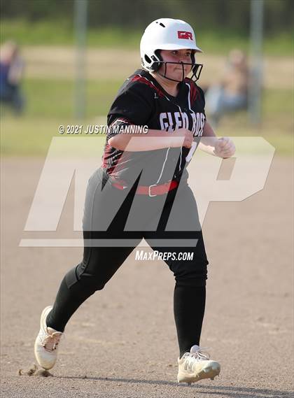 Thumbnail 1 in Glen Rose @ Bismarck photogallery.