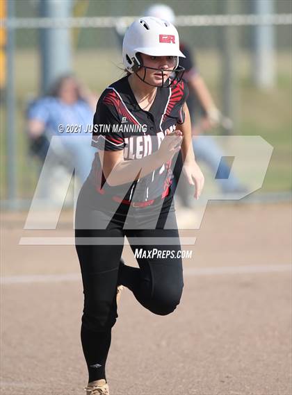 Thumbnail 2 in Glen Rose @ Bismarck photogallery.