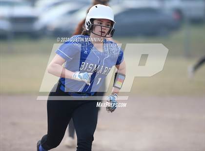 Thumbnail 1 in Glen Rose @ Bismarck photogallery.