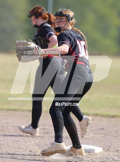 Thumbnail 3 in Glen Rose @ Bismarck photogallery.