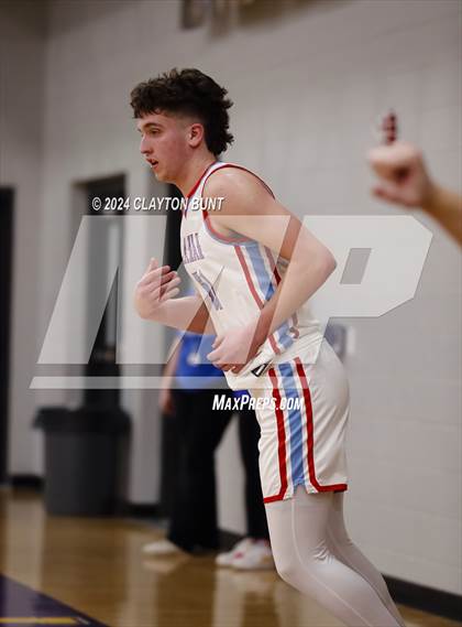 Thumbnail 1 in Lapwai vs. Troy photogallery.