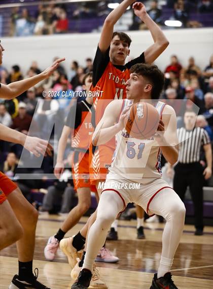 Thumbnail 2 in Lapwai vs. Troy photogallery.