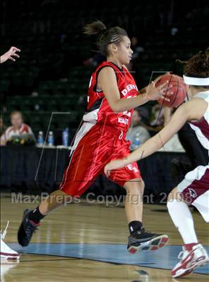 Thumbnail 1 in Denver East vs Horizon (5A Sweet 16) photogallery.