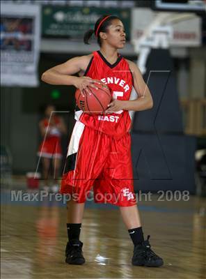 Thumbnail 2 in Denver East vs Horizon (5A Sweet 16) photogallery.