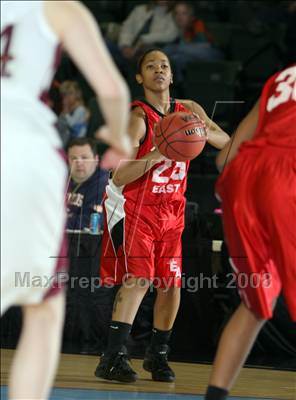 Thumbnail 2 in Denver East vs Horizon (5A Sweet 16) photogallery.