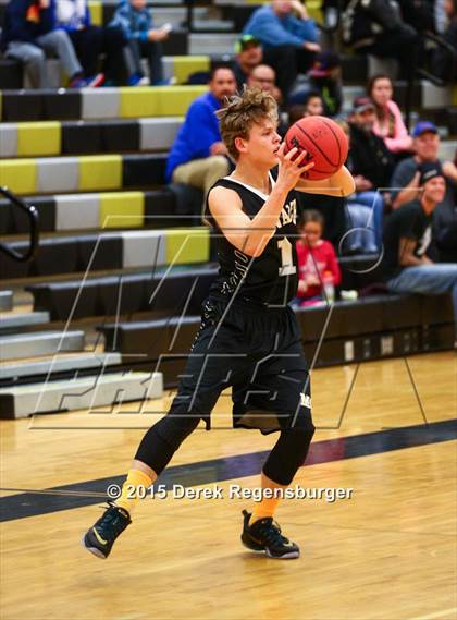 Thumbnail 2 in Monarch vs. Broomfield (Prairie View Tournament) photogallery.