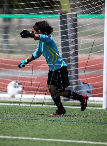 Thumbnail 2 in Poteet vs. Kilgore (UIL 4A Region 2 Final) photogallery.