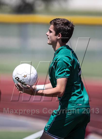Thumbnail 2 in Poteet vs. Kilgore (UIL 4A Region 2 Final) photogallery.