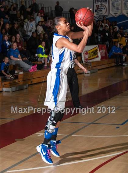 Thumbnail 1 in Eastside College Prep vs. Brookside Christian (CIF D5 NorCal Regional Final) photogallery.