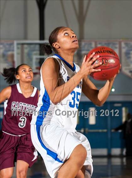 Thumbnail 3 in Eastside College Prep vs. Brookside Christian (CIF D5 NorCal Regional Final) photogallery.