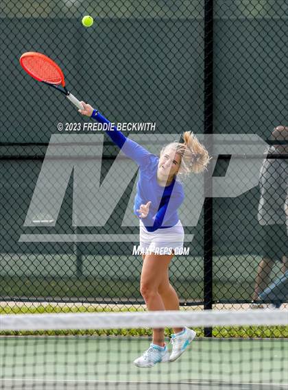 Thumbnail 3 in Terre Haute North Vigo @ Evansville Memorial photogallery.